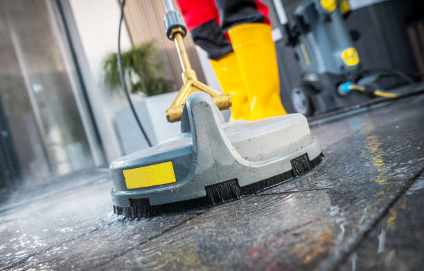 Best Concrete Pressure Washing  in Holland, MI